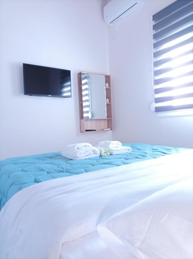 Pigadhia  V&E'S Apartments מראה חיצוני תמונה