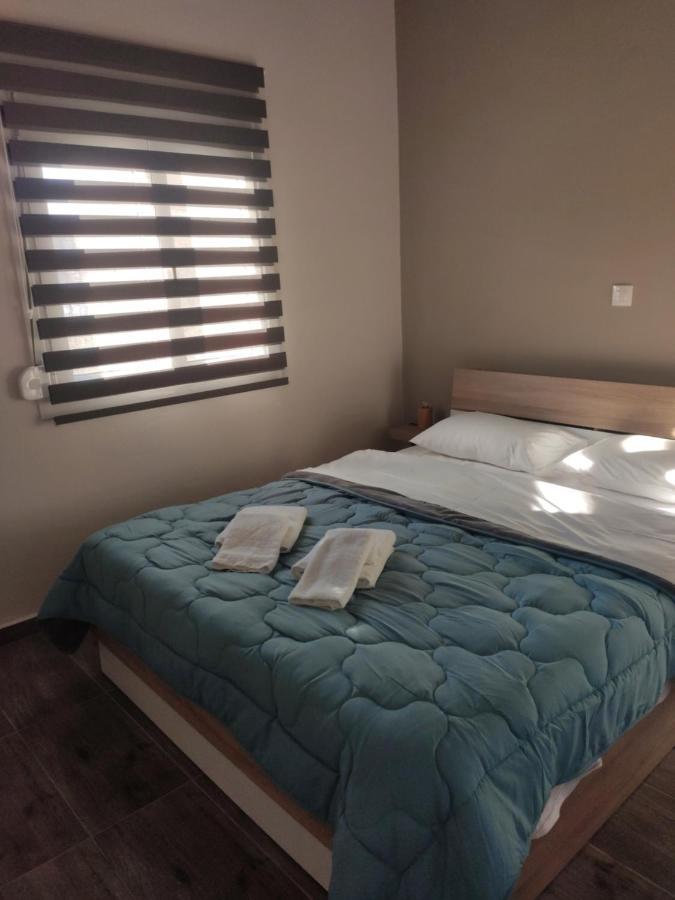 Pigadhia  V&E'S Apartments מראה חיצוני תמונה