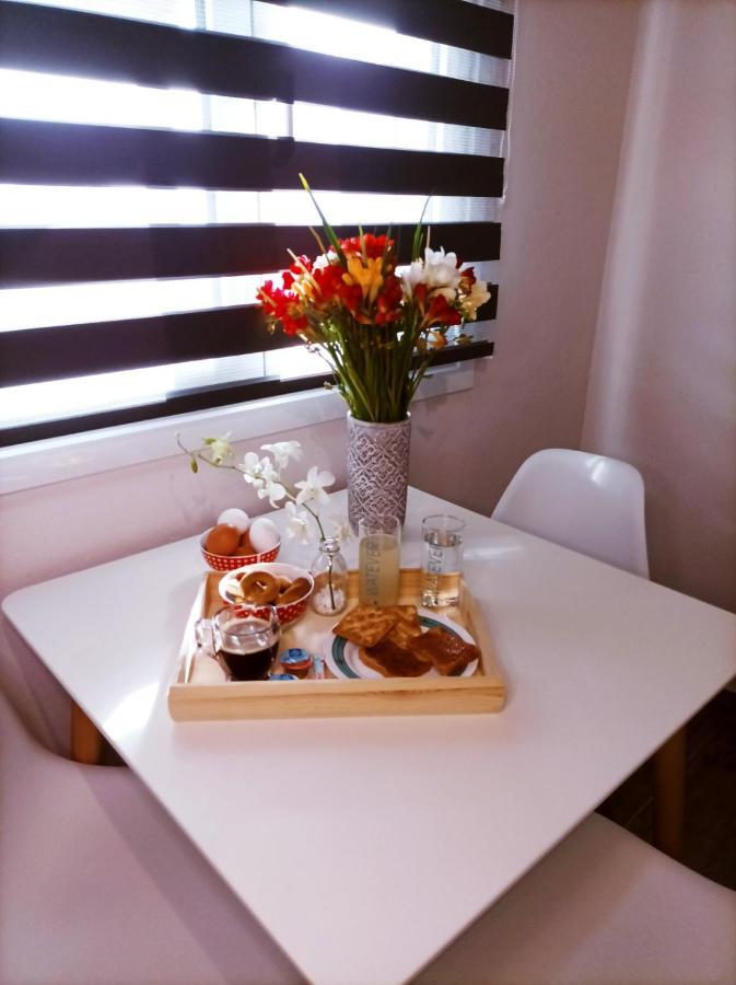 Pigadhia  V&E'S Apartments מראה חיצוני תמונה