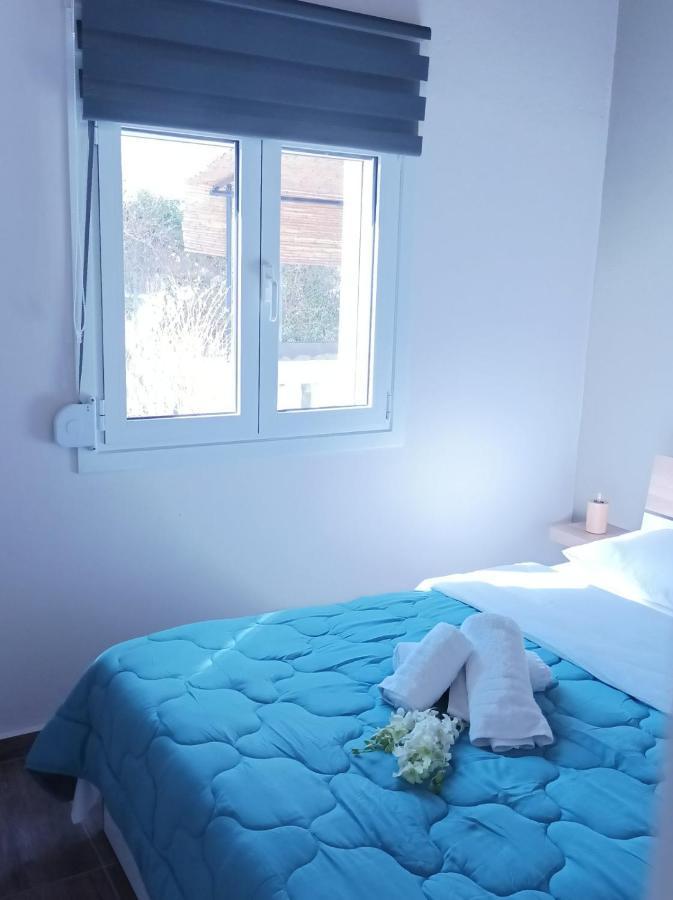 Pigadhia  V&E'S Apartments מראה חיצוני תמונה