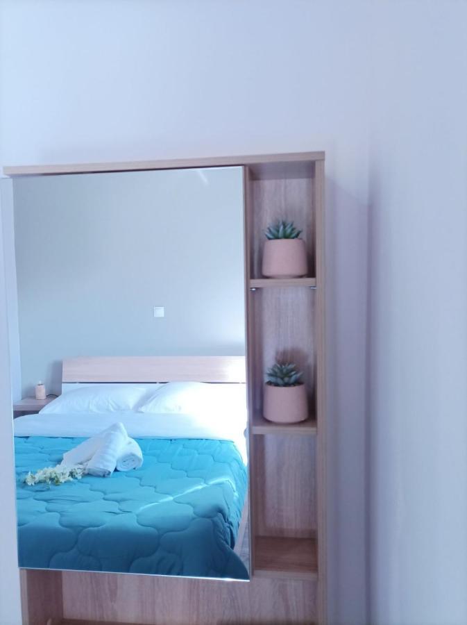 Pigadhia  V&E'S Apartments מראה חיצוני תמונה