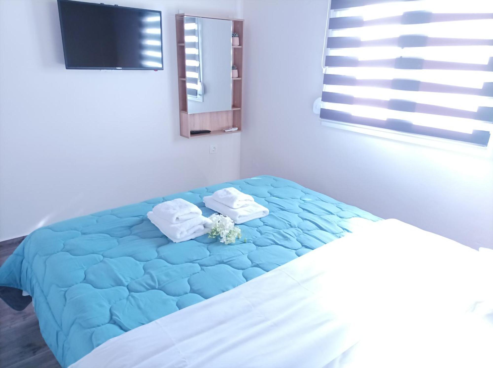 Pigadhia  V&E'S Apartments מראה חיצוני תמונה